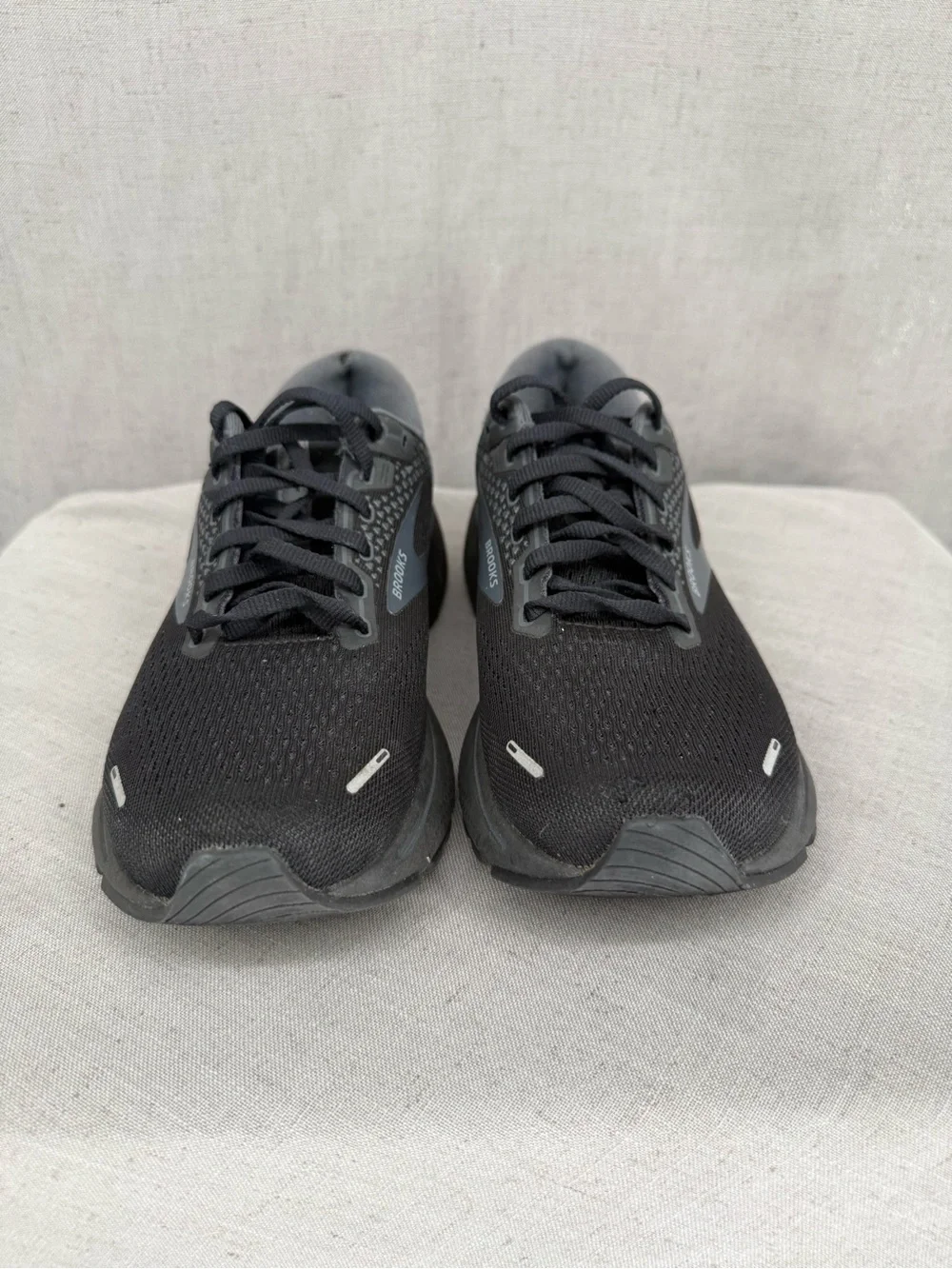 Brooks Womens 10 2AGhost 14 Sneaker Shoes Black Road Running Comfort Walking Gym